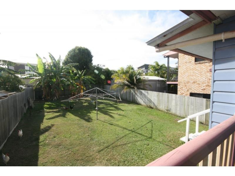 29 Whytecliffe Parade, Woody Point QLD 4019