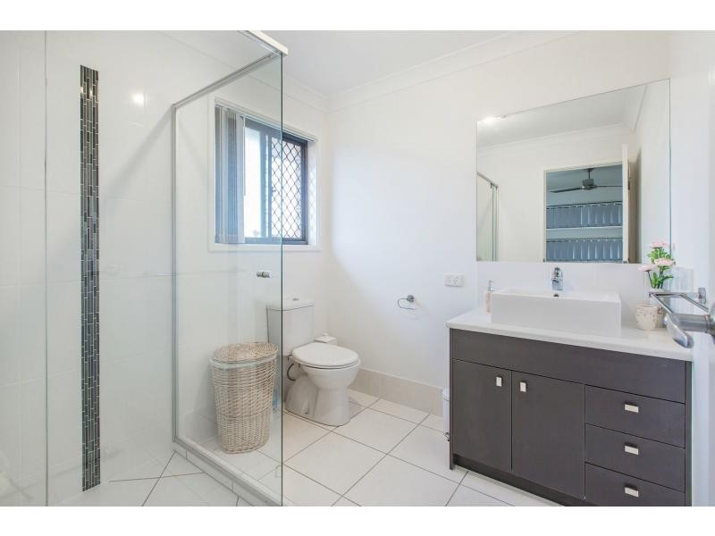 34 Madison Avenue, North Lakes QLD 4509