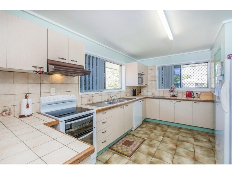 17 Gardenia Street, Clontarf QLD 4019