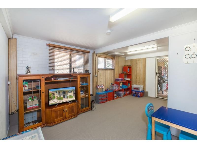 17 Gardenia Street, Clontarf QLD 4019