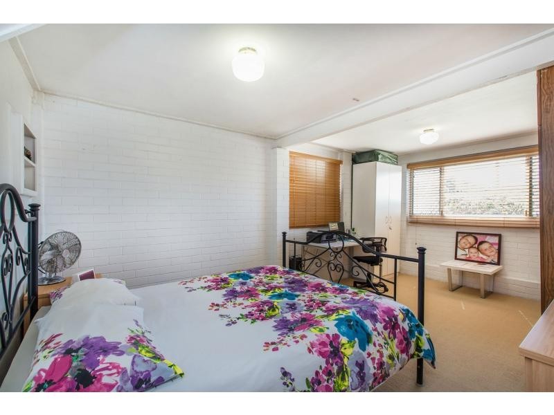 17 Gardenia Street, Clontarf QLD 4019