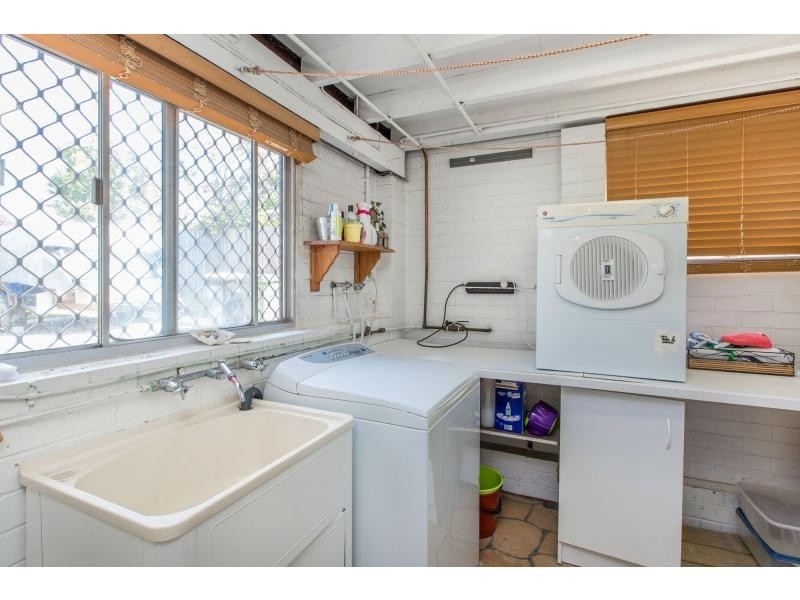 17 Gardenia Street, Clontarf QLD 4019