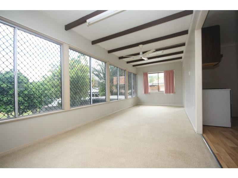 9 Laura Street, Clontarf QLD 4019