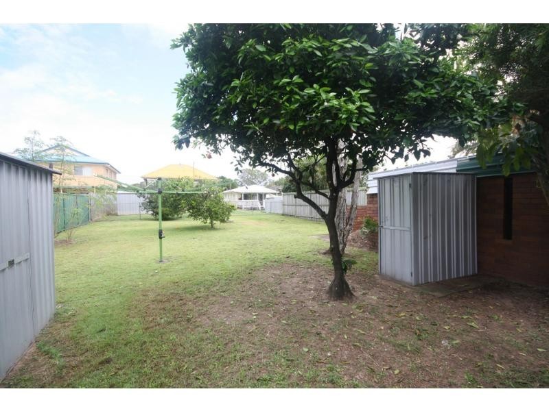 9 Laura Street, Clontarf QLD 4019