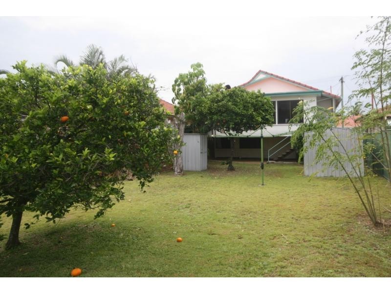 9 Laura Street, Clontarf QLD 4019