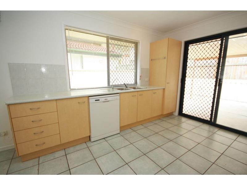 16 Lucas Street, Scarborough QLD 4020
