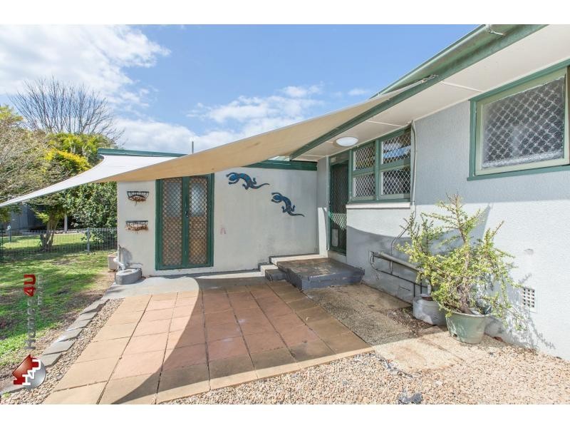 8 Croston Street, Clontarf QLD 4019