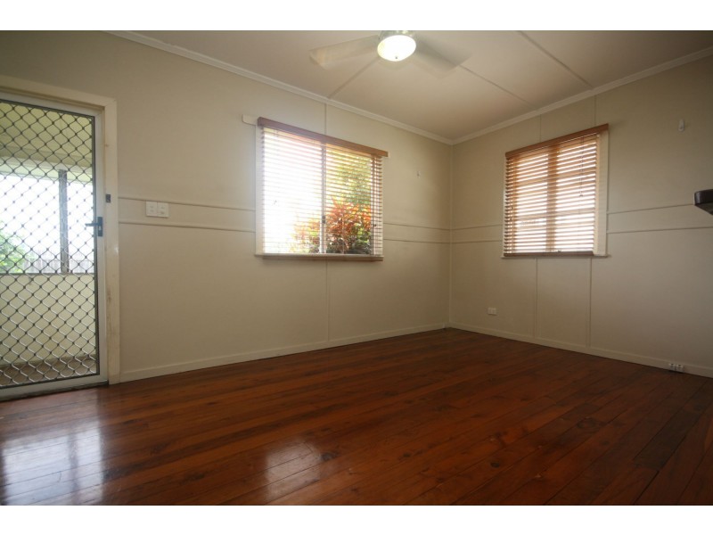 19 Elizabeth Avenue, Clontarf QLD 4019