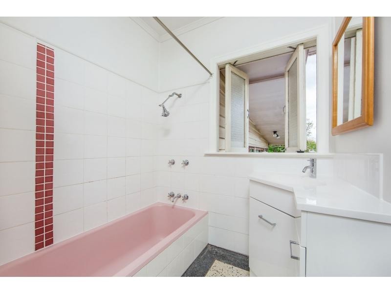 14 Jeays Street, Scarborough QLD 4020