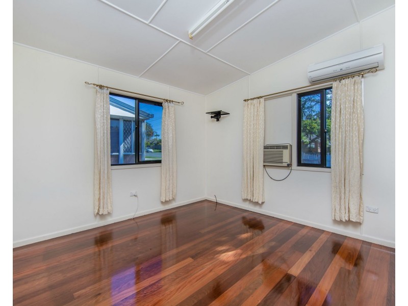 280 Victoria Avenue, Redcliffe QLD 4020