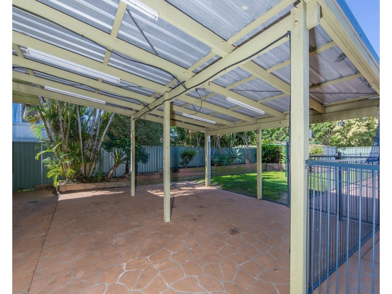 280 Victoria Avenue, Redcliffe QLD 4020