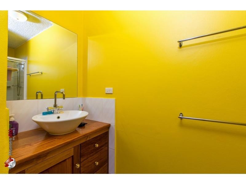 2/208 Oxley Avenue, Margate QLD 4019