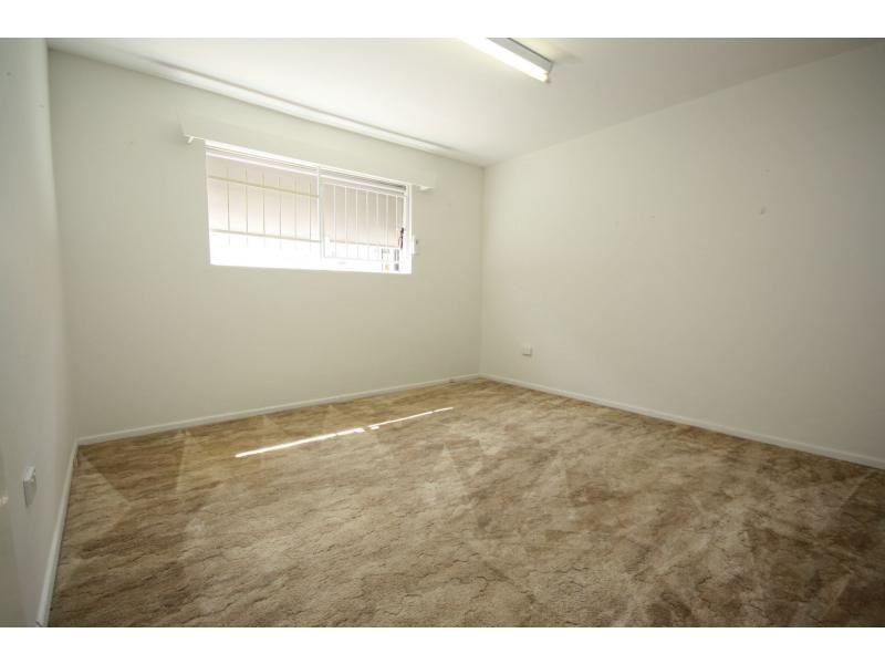 2/59 Collins Street, Woody Point QLD 4019