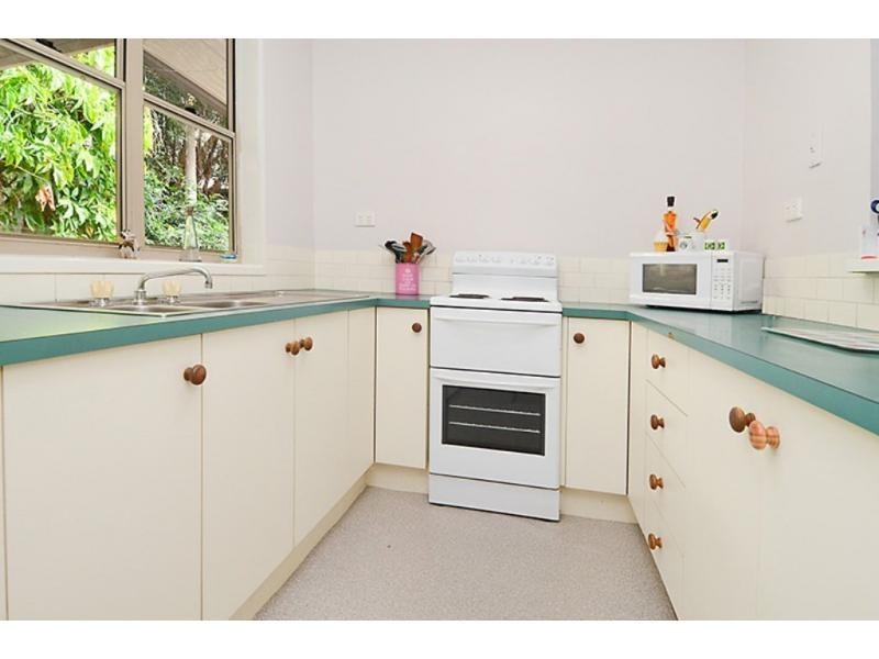 1/10 Pepperina Place, Fitzgibbon QLD 4018