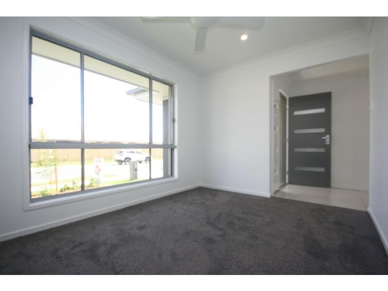 30 Graham Street, Mango Hill QLD 4509