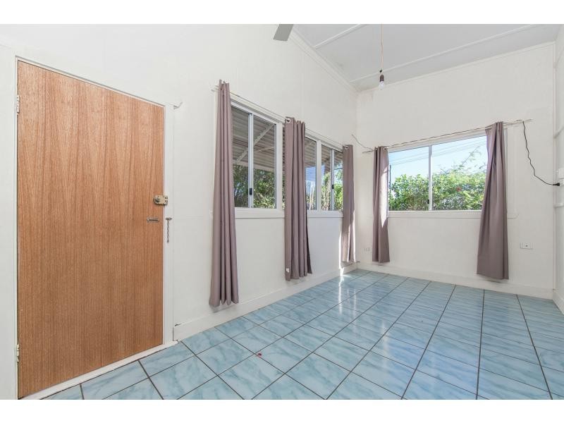 163 Oxley Avenue, Woody Point QLD 4019