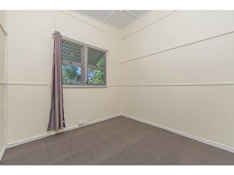 163 Oxley Avenue, Woody Point QLD 4019