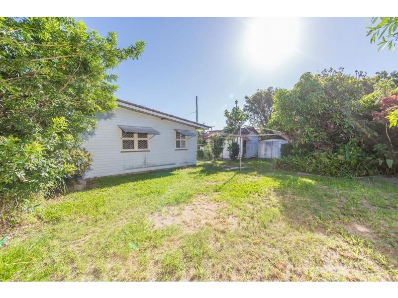 163 Oxley Avenue, Woody Point QLD 4019