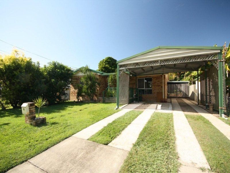 70 Donald Street, Woody Point QLD 4019