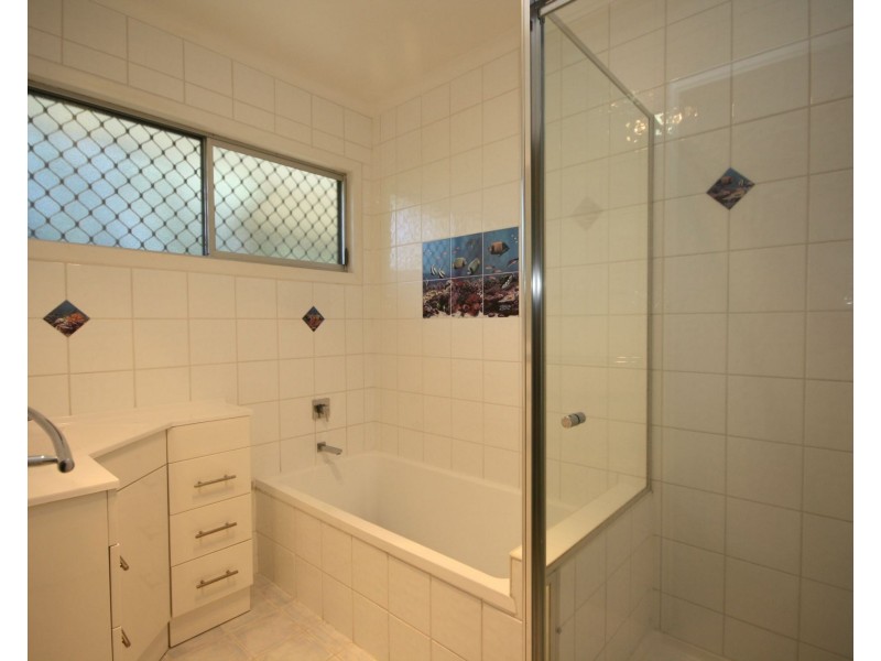 111 Klingner Road, Redcliffe QLD 4020