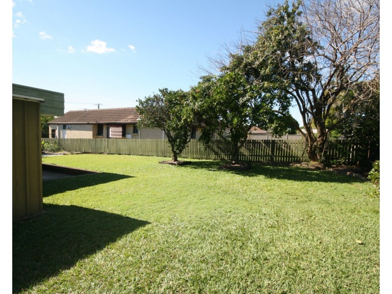 111 Klingner Road, Redcliffe QLD 4020