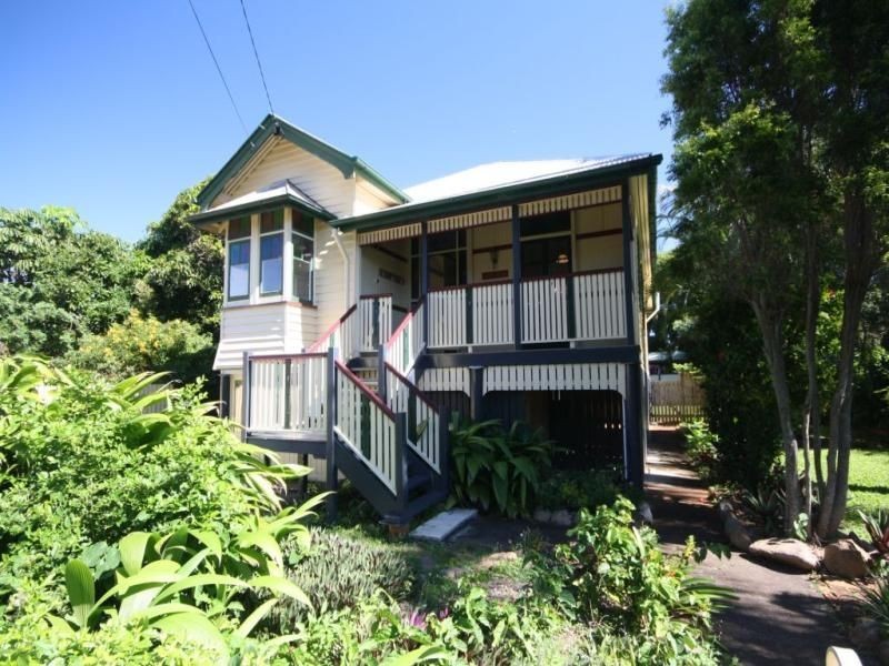 8 Lancaster Avenue, Redcliffe QLD 4020
