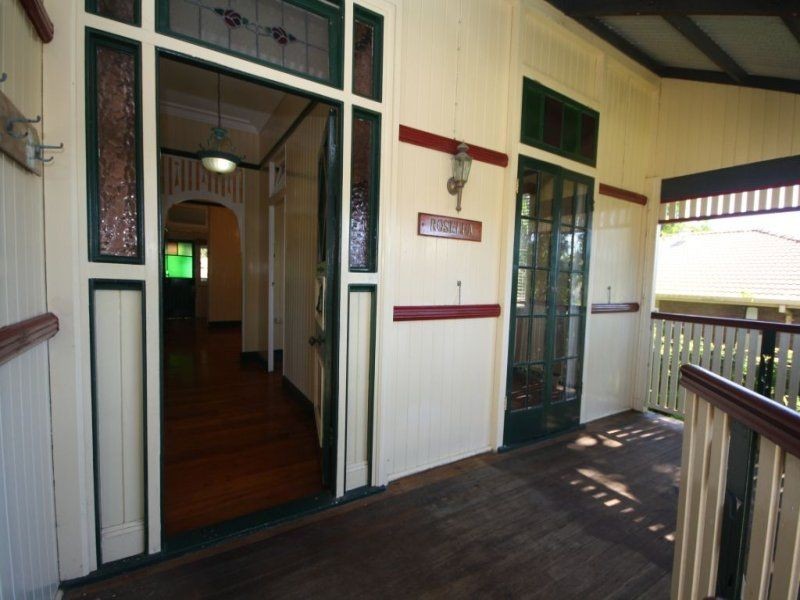 8 Lancaster Avenue, Redcliffe QLD 4020
