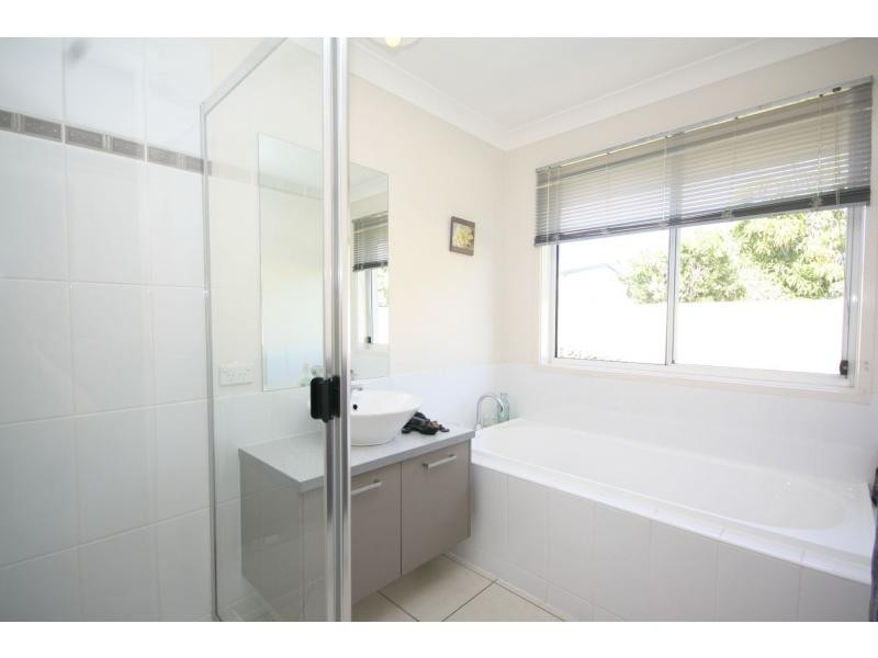 2 Monica Road, Redcliffe QLD 4020