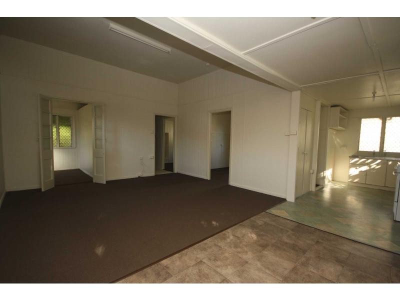 21 Louis Street, Redcliffe QLD 4020