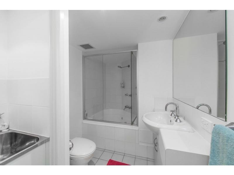 7/5 Rock Street, Scarborough QLD 4020