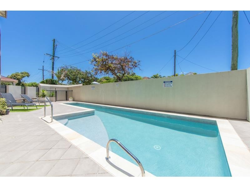7/5 Rock Street, Scarborough QLD 4020