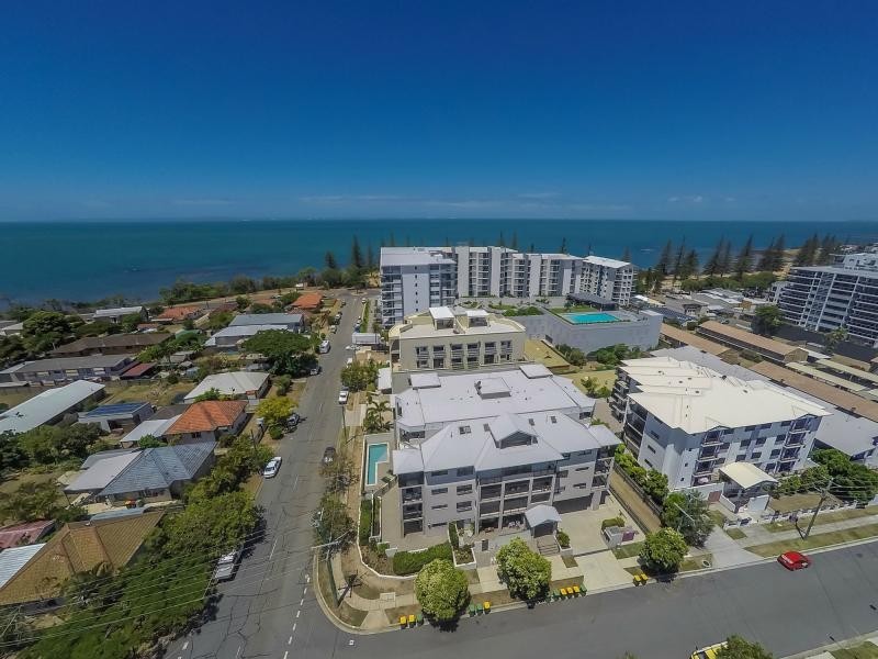 7/5 Rock Street, Scarborough QLD 4020