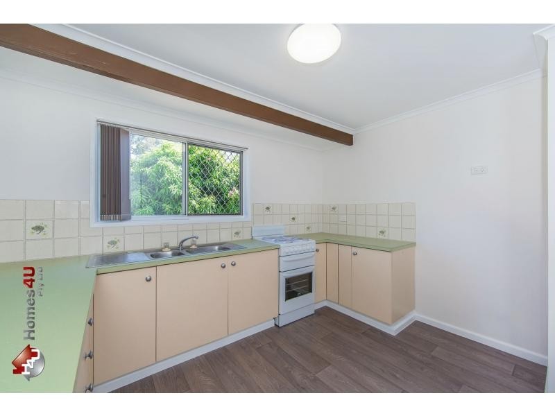 9 Shields Street, Redcliffe QLD 4020
