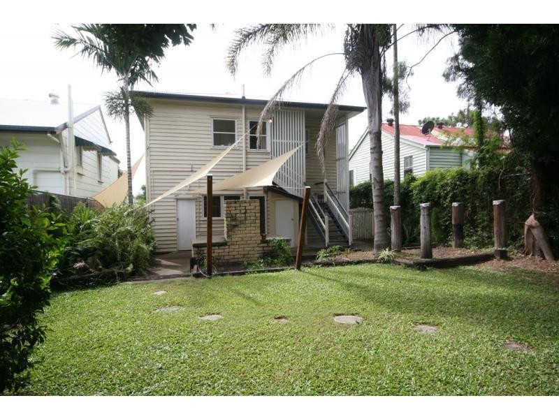 23 Louis Street, Redcliffe QLD 4020