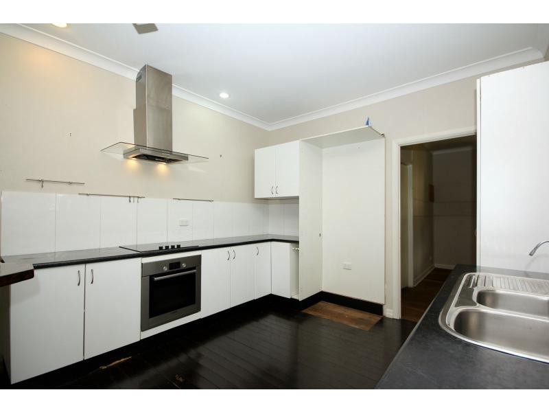 17 Rogers Road, Clontarf QLD 4019