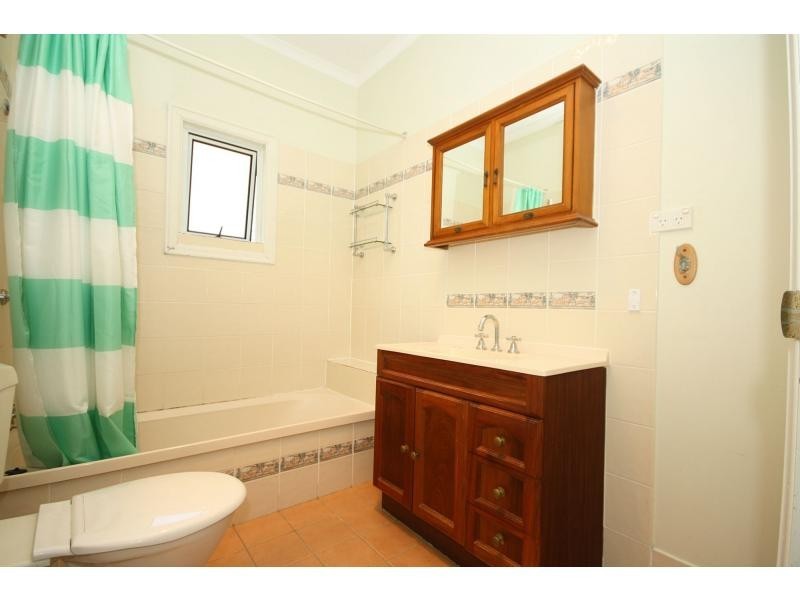17 Rogers Road, Clontarf QLD 4019
