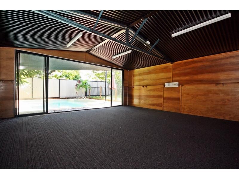 17 Rogers Road, Clontarf QLD 4019