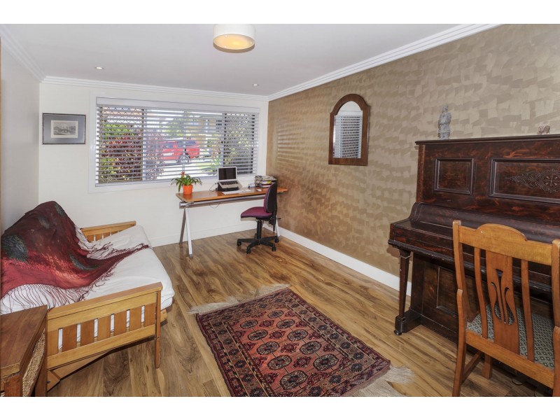 16 Gardenia Street, Clontarf QLD 4019