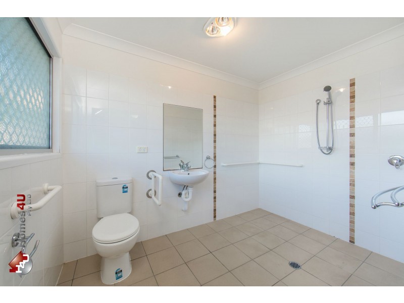 26 Armstrong Street, Clontarf QLD 4019