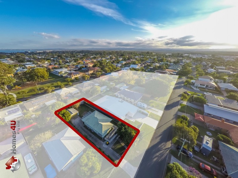 26 Armstrong Street, Clontarf QLD 4019