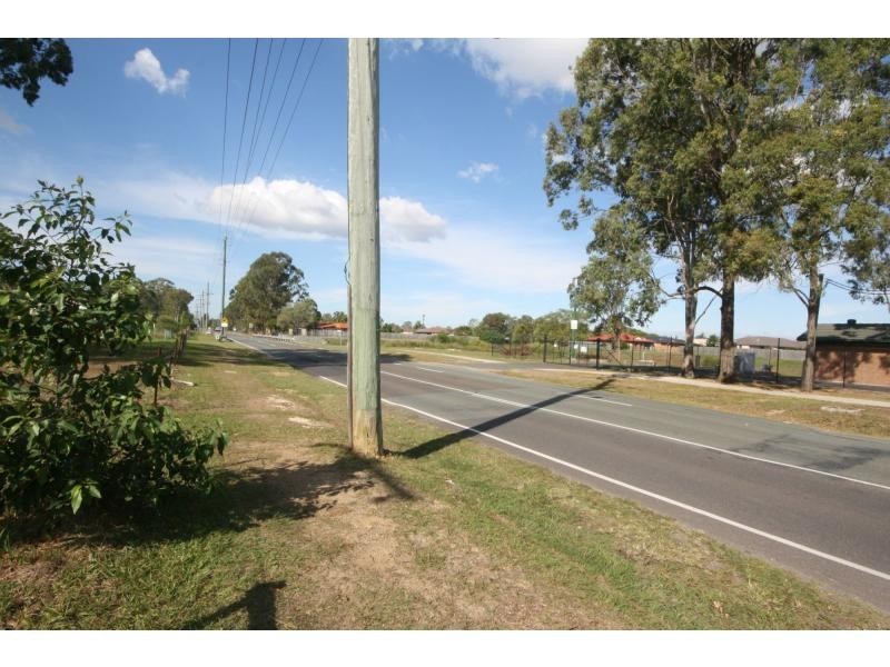 186 Francis Road, Lawnton QLD 4501