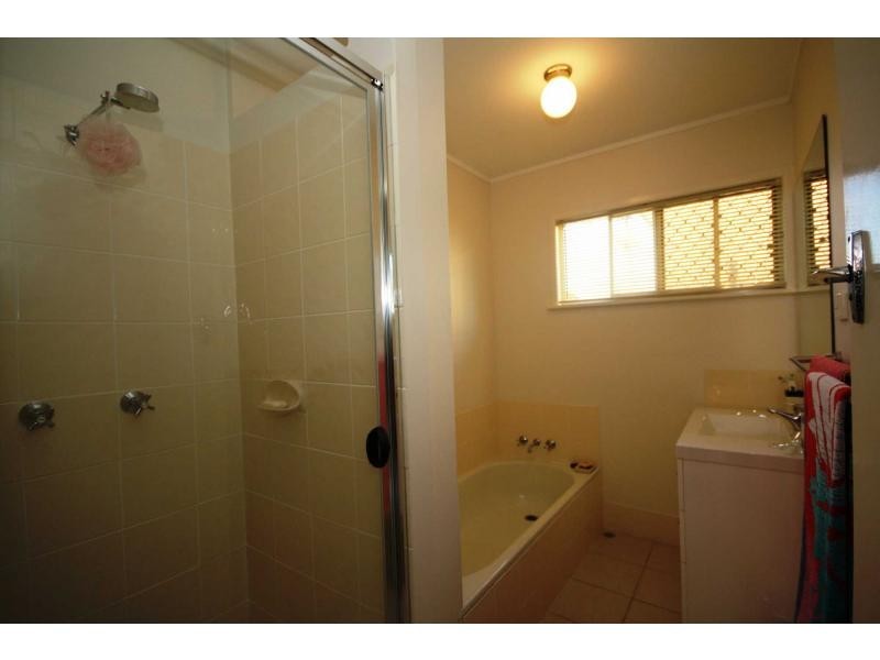 20 Hibiscus Avenue, Redcliffe QLD 4020
