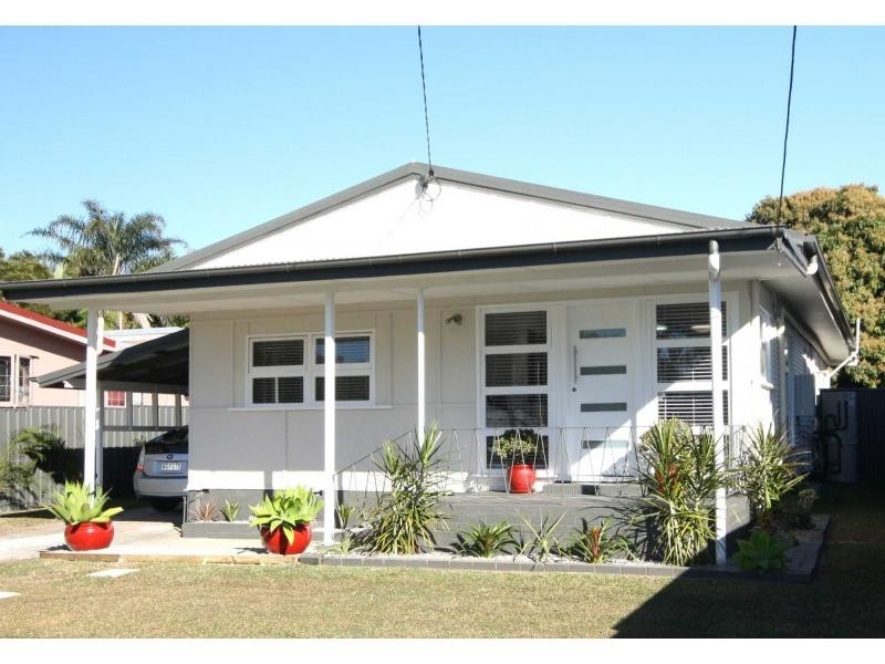 34 Redbank Road, Redcliffe QLD 4020