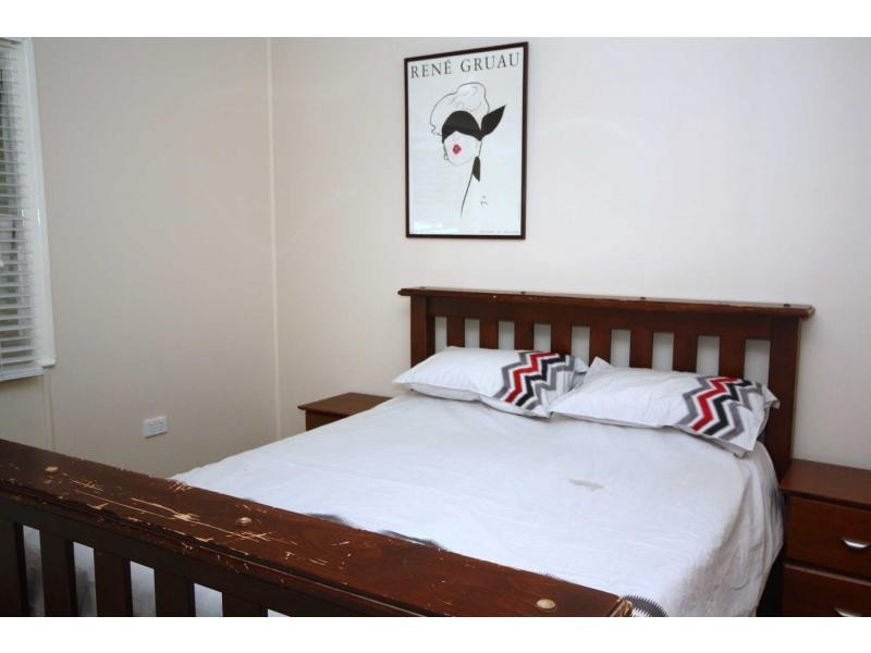 34 Redbank Road, Redcliffe QLD 4020