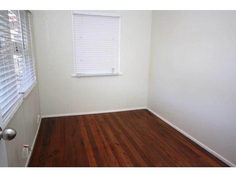 34 Redbank Road, Redcliffe QLD 4020