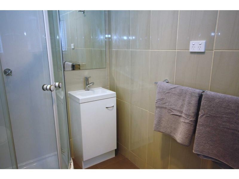 34 Redbank Road, Redcliffe QLD 4020