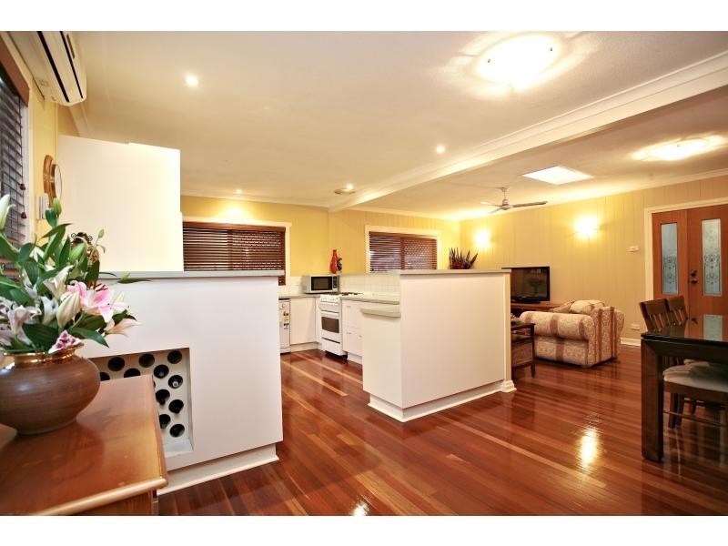 37 Frost Street, Clontarf QLD 4019