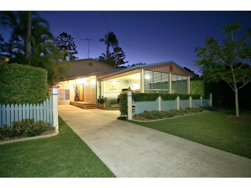 37 Frost Street, Clontarf QLD 4019