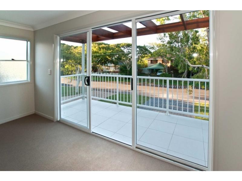 24 clifford Street, Woody Point QLD 4019