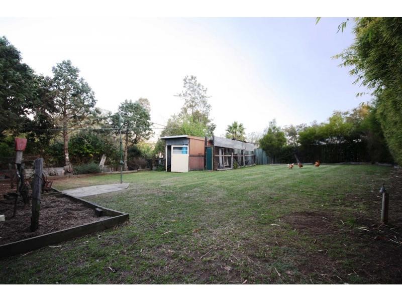 22 Elizabeth Street, Esk QLD 4312